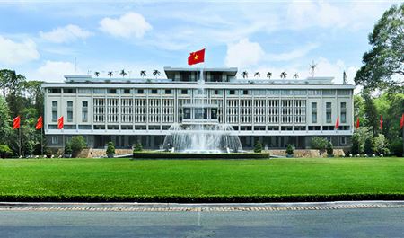 Tour Sài Gòn Trong Ngày: Khám Phá City Tour và Chợ Lớn