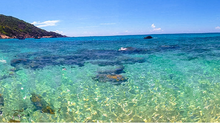 Đảo Bình Ba - Bè tôm hùm