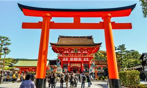 Đền nghìn cột Fushimi Inari