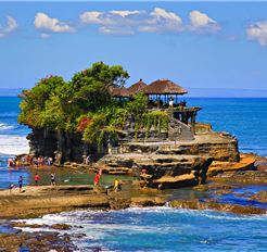 Tour Bali 4N3Đ: Đền Uluwatu - Thác Blangsinga - Đền Tanah Lot