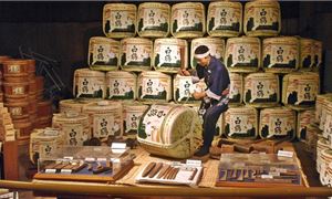Bảo tàng rượu Sake Hakutsuru.
