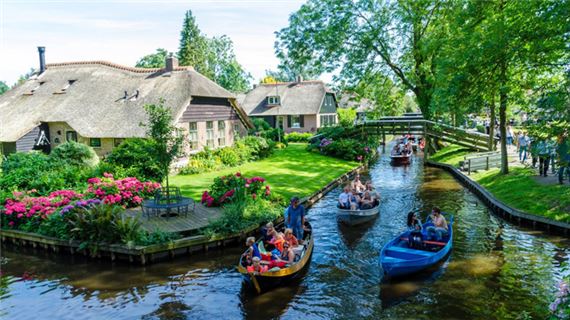 Làng Giethoorn