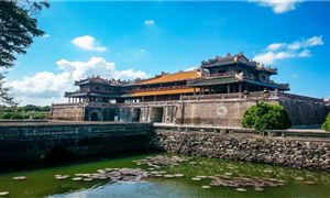 ivivu-dai-noi-hue.gif