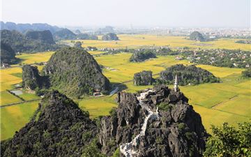 Tour Ninh Bình Trong Ngày: Hà Nội - Bái Đính - Tràng An - Hang Múa