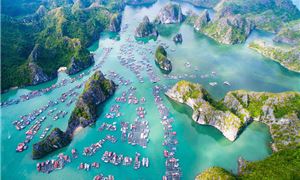 ivivu-ha-long-bia.gif