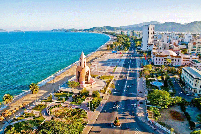 Xe Lửa Nha Trang 3N4Đ: HCM – Du Thuyền Đế Vương Trên Vịnh – City Tour