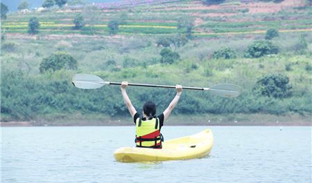 Tour Đà Lạt Trong Ngày: Chèo Kayak/Sup Trên Hồ Tuyền Lâm