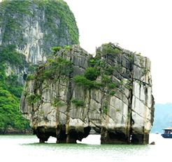 Tour Hạ Long Trong Ngày: Hà Nội - Sửng Sốt - Ti Tốp