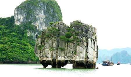 Tour Hạ Long Trong Ngày: Hà Nội - Sửng Sốt - Ti Tốp