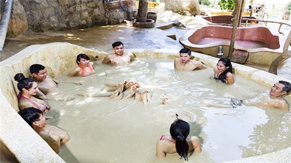 Núi Thần Tài - Trải Nghiệm Tắm Bùn và Tắm Suối Khoáng Nóng Tự Nhiên