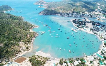 Tour Bình Hưng 2N2Đ: Ninh Chữ - Vĩnh Hy - San Hô - BBQ Hải Sản