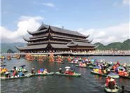 Tour Hành Hương Trong Ngày: Hà Nội - Tam Chúc - Vân Long