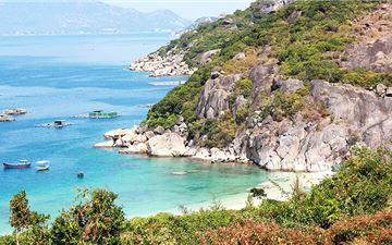 Tour Bình Ba 2N2Đ: HCM - Hòn Yến - BBQ Hải Sản Tôm Hùm - Chùa Từ Vân