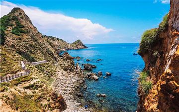 Tour Quy Nhơn Trong Ngày: Khám Phá Kỳ Co - Eo Gió - Tịnh Xá Ngọc Hòa