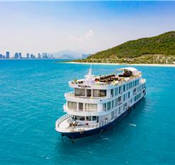 Tour Du Thuyền Sea Coral Cao Cấp Trong Ngày: Thưởng Thức Hoàng Hôn Trên Vịnh Nha Trang