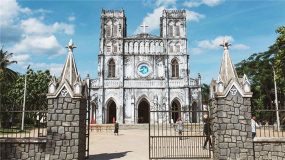 Nhà thờ Mằng Lăng