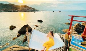 ivivu-an-hill-binh-hung.gif
