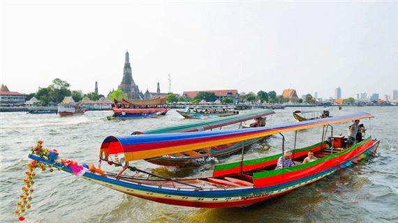 Dạo thuyền sông Chao Phraya