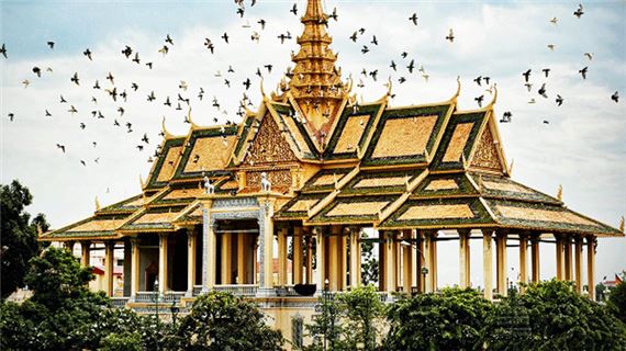 Cung điện Hoàng Gia