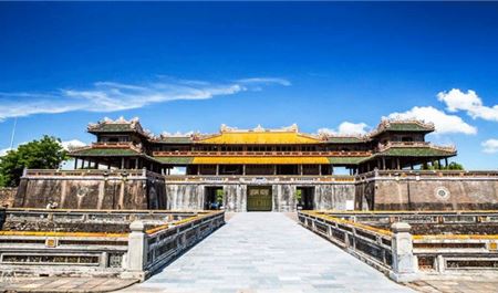 Tour Miền Trung 3N2Đ (Đón từ Đà Nẵng): Bà Nà - Cố Đô Huế - Thánh Địa La Vang - Động Phong Nha