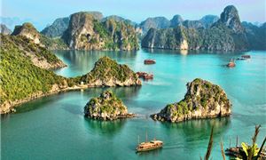 ivivu-ha-long-bay.gif
