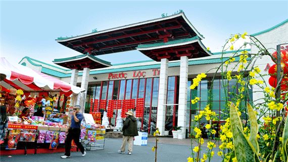 Khu Phú Lộc Thọ của người Việt Nam.