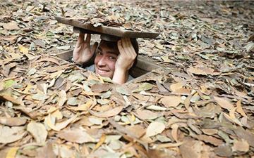 Tour Củ Chi Nửa Ngày: Thăm Quan Địa Đạo - Bến Đình Tunnels