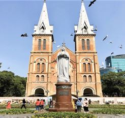 Tour Sài Gòn - Củ Chi Trong Ngày Ngày: TP.HCM - Khám Phá City Tour - Địa Đạo Củ Chi