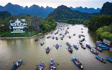 Tour Hà Nội Trong Ngày: Tham quan Chùa Hương