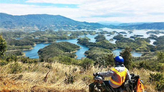 Tà Đùng: Vịnh Hạ Long trên Cao Nguyên.