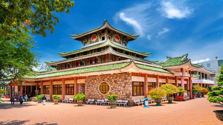 Miếu bà Chúa Xứ.