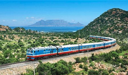 Tour Xe Lửa Miền Trung 3N4Đ: HCM - Quy Nhơn - Phú Yên - Kỳ Co - Gành Đá Dĩa