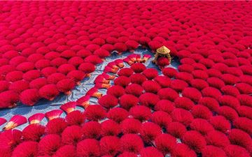 Tour Huế Trong Ngày: Chùa Thiên Mụ - Đại Nội - Chợ Đông Ba - Lăng Khải Định