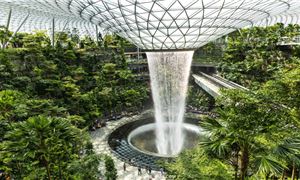 Thác nước độc đáo Jewel tại Singapore