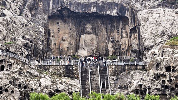 Long Môn Thạch Động - Nghệ thuật điêu khắc tinh xảo trên vách nú