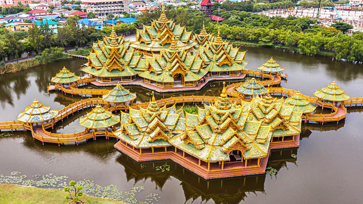 Ancient City Muang Boran: Khám phá di sản văn hóa, kiến trúc truyền thống, bảo tàng ngoài trời.