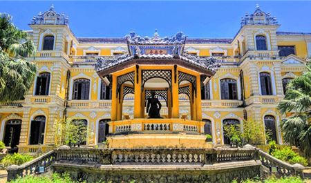 Tour Huế Nửa Ngày: Đồi Vọng Cảnh - Làng Hương - Cung An Định