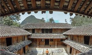 ivivu-dinh-vua-meo-ha-giang-1.gif