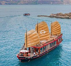 Tour Nha Trang 3N3Đ: Nhũ Tiên - Du Thuyền Emperor Cruises - Buffet Hải Sản
