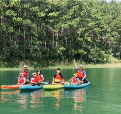 Tour Đà Lạt Trong Ngày: Chèo SUP Hồ Tuyền Lâm Cùng Con Yêu