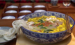 Bún qua cầu