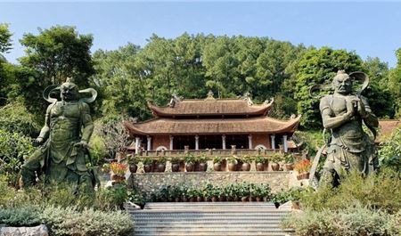 Tour Hành Hương Trong Ngày: Hà Nội - Tam Chúc - Địa Tạng Phi Lai Tự