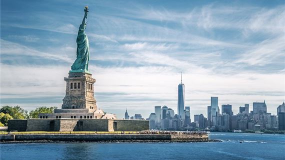 Tượng Nữ Thần Tự Do - Biểu tượng của New York.