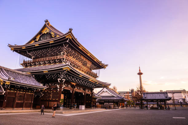 Chùa Higashi Hongan-ji.