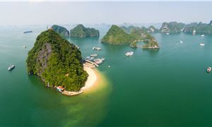 ivivu-du-thuyen-ambassador-titop-ha-long.jpg