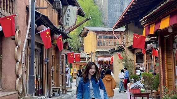 Thành cổ Độc Khắc Tông Shangrila: Kiến trúc cổ kính, văn hóa Tây Tạng và phong cảnh đẹp.