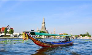 ạo thuyền trên dòng sông Chaophraya