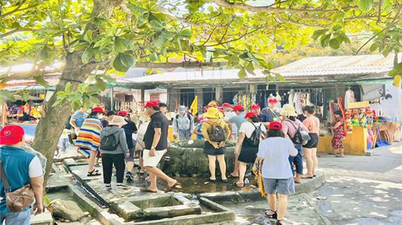 Giếng cổ Cù Lao Chàm - được xây dựng bởi người Chăm