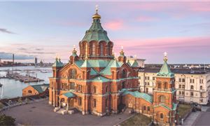 Nhà thờ Uspenski, biểu tượng tôn giáo tại Helsinki.