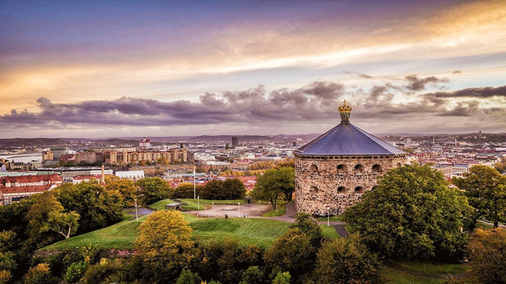 Pháo đài Skansen Kronan trên đồi trung tâm Gothenburg.